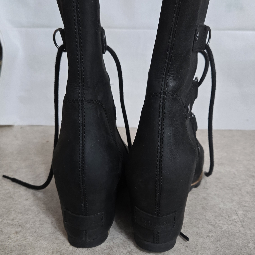 Sorel Black Lace-Up Women's Boots - Picture 2 of 12